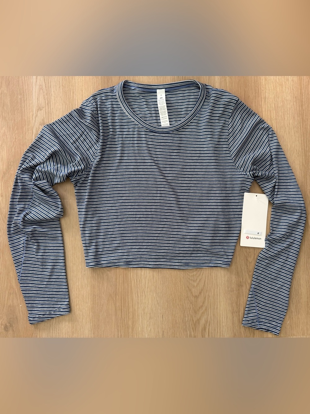 NWT Lululemon Hold Tight Straight-hem Cropped Long-sleeve shirt size 14